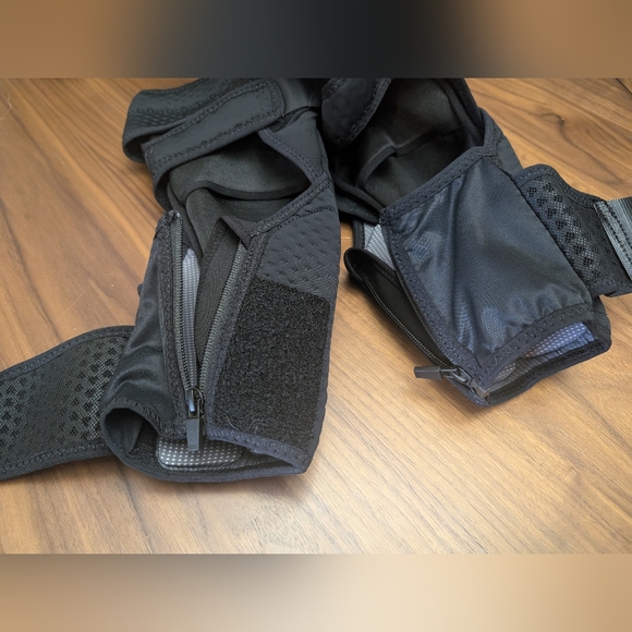 NEW G-Form Mesa Knee Guards Size Small Mountain Biking - Picture 6 of 7